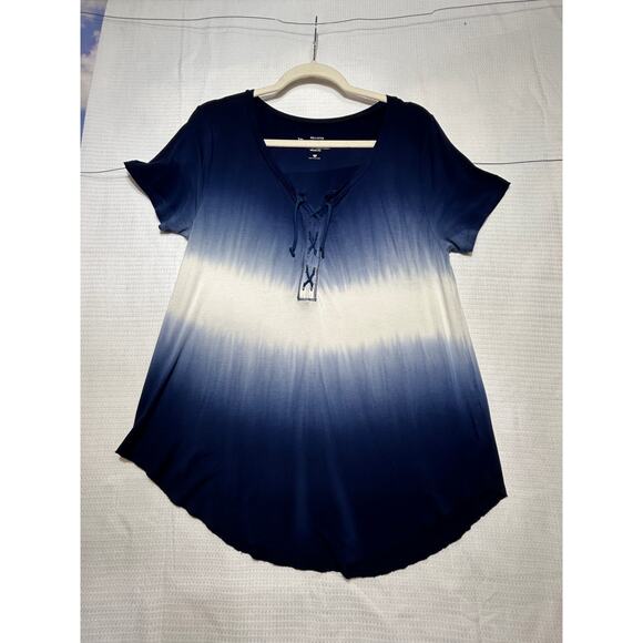 Hollister Must Have Collection Women's Blue Tie Dye Ombre Flowy Tee Size M - Picture 1 of 9